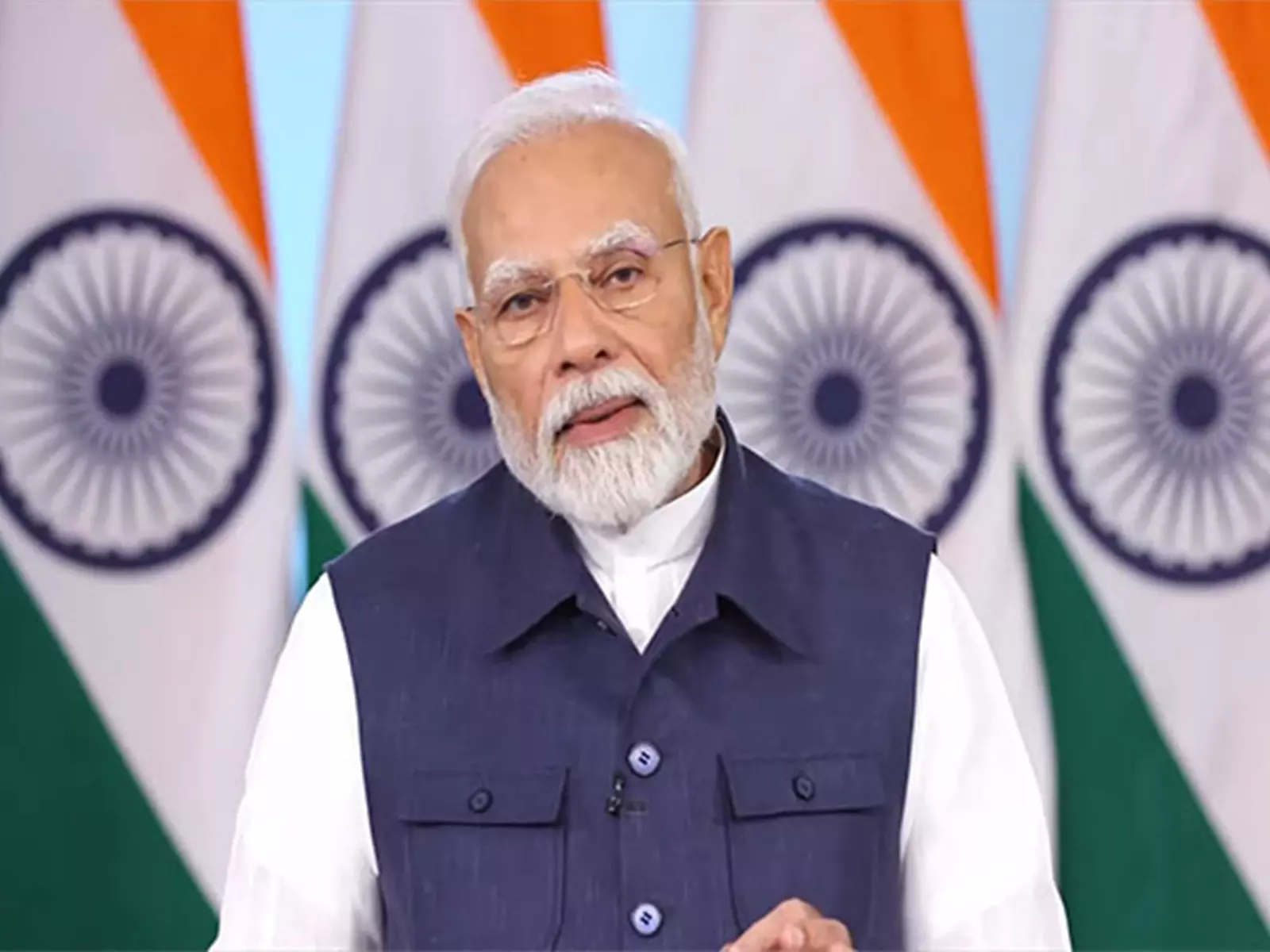 PM मोदी ने पश्चिम बंगाल में TMC की आलोचना की, कहा कानून-व्यवस्था दयनीय PM मोदी ने पश्चिम बंगाल में TMC की आलोचना की, कहा कानून-व्यवस्था दयनीय