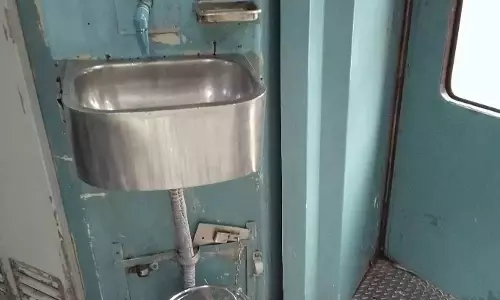 Kharagpur: खड़गपुर मंडल ने बढ़ाया स्वच्छता का अभियान Kharagpur: खड़गपुर मंडल ने बढ़ाया स्वच्छता का अभियान