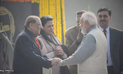 पीएम मोदी ने जनसेवा और राजनीति से लेकर खेल तक वीके मल्होत्रा के योगदान को सराहा पीएम मोदी ने जनसेवा और राजनीति से लेकर खेल तक वीके मल्होत्रा के योगदान को सराहा