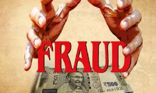 शेयर बाजार में ऊंचे मुनाफे का लालच देकर ठगे 11 लाख, दो गिरफ्तार शेयर बाजार में ऊंचे मुनाफे का लालच देकर ठगे 11 लाख, दो गिरफ्तार