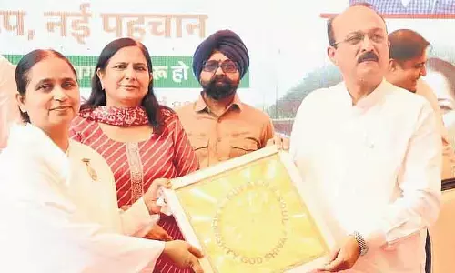 Delhi शिक्षा मंत्री सूद ने जनकपुरी में 5.5 करोड़ के पुनर्विकास अभियान का शुभारंभ किया