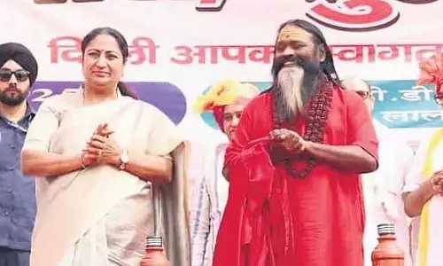 Delhi CM Rekha Gupta ने प्रजापति समुदाय को समर्थन और सशक्तिकरण का वादा किया