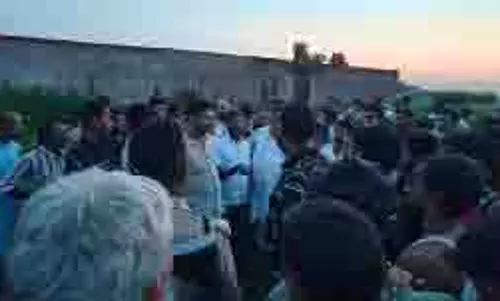 Bihar:भारी बारिश के बीच दर्दनाक हादसा,मची चीख-पुकार Bihar:भारी बारिश के बीच दर्दनाक हादसा,मची चीख-पुकार