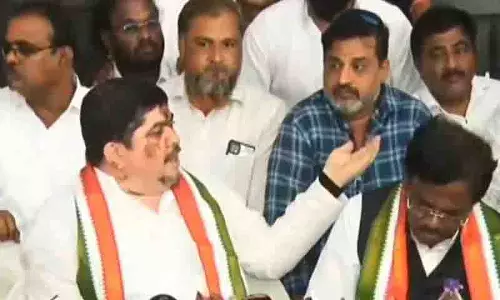 पिछड़ा वर्ग कल्याण मंत्री ने SC कल्याण मंत्री के खिलाफ अपमानजनक टिप्पणी करने से किया इनकार पिछड़ा वर्ग कल्याण मंत्री ने SC कल्याण मंत्री के खिलाफ अपमानजनक टिप्पणी करने से किया इनकार