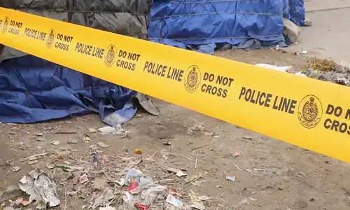 हैदराबाद आउटर रिंग रोड पर छह कारों के ढेर से यातायात अस्त-व्यस्त, किसी के हताहत होने की खबर नहीं हैदराबाद आउटर रिंग रोड पर छह कारों के ढेर से यातायात अस्त-व्यस्त, किसी के हताहत होने की खबर नहीं