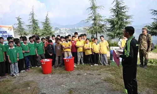 Himachal: प्राथमिक शिक्षा में नई क्लस्टर प्रणाली को लेकर विरोध प्रदर्शन शुरू
