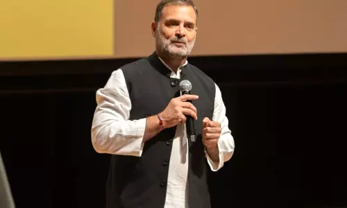 Rahul Gandhi पर रिजिजू का तंज, विदेश यात्राओं में देश के खिलाफ टिप्पणी