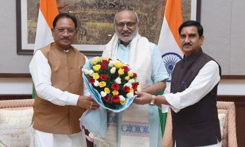 CM विष्णु देव साय ने उपराष्ट्रपति सीपी राधाकृष्णन से की मुलाकात CM विष्णु देव साय ने उपराष्ट्रपति सीपी राधाकृष्णन से की मुलाकात