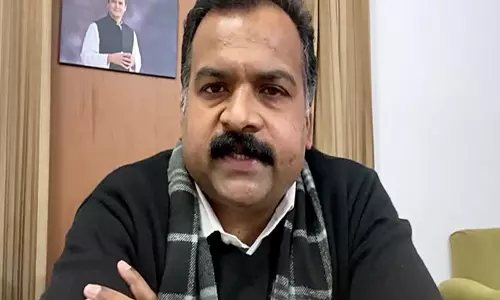 CJI गवई पर वस्तु फेंकने की कोशिश पर मणिकम टैगोर का बयान CJI गवई पर वस्तु फेंकने की कोशिश पर मणिकम टैगोर का बयान