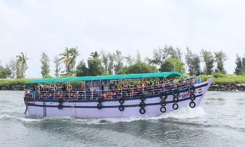 Udupi समुद्र तट पर्यटन में फिर तेजी: छुट्टियों में पर्यटकों ने की मौज-मस्ती Udupi समुद्र तट पर्यटन में फिर तेजी: छुट्टियों में पर्यटकों ने की मौज-मस्ती