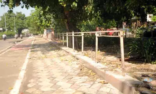Amritsar में आउटर रिंग रोड पर सुधार परियोजना से लोहे की ग्रिल चोरी Amritsar में आउटर रिंग रोड पर सुधार परियोजना से लोहे की ग्रिल चोरी