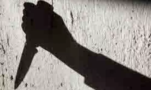 Ulwe: 26 वर्षीय गार्ड की हत्या, चाकूबाजी मामले में दो आरोपी हिरासत में Ulwe: 26 वर्षीय गार्ड की हत्या, चाकूबाजी मामले में दो आरोपी हिरासत में
