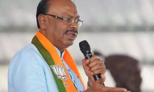 विपक्ष को राजनीति के बजाय किसानों के हितों को प्राथमिकता देनी चाहिए विपक्ष को राजनीति के बजाय किसानों के हितों को प्राथमिकता देनी चाहिए