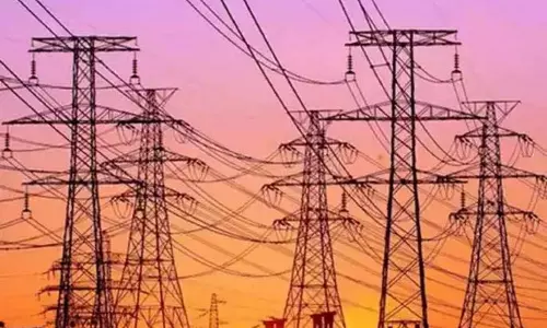 Diwali से पहले बिजली की कीमतों में बढ़ोतरी पर कांग्रेस ने की निंदा Diwali से पहले बिजली की कीमतों में बढ़ोतरी पर कांग्रेस ने की निंदा