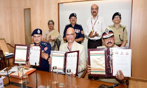 रेलवे आपदा प्रतिक्रिया के लिए RPF, NDRF, IRIDM ने समझौता ज्ञापन पर किए हस्ताक्षर रेलवे आपदा प्रतिक्रिया के लिए RPF, NDRF, IRIDM ने समझौता ज्ञापन पर किए हस्ताक्षर