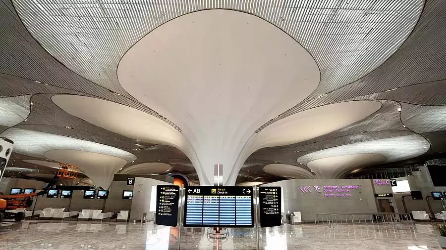 Navi Mumbai : अंतर्राष्ट्रीय हवाई अड्डे को सुरंग के माध्यम से मुंबई से जोड़ा जाएगा Navi Mumbai : अंतर्राष्ट्रीय हवाई अड्डे को सुरंग के माध्यम से मुंबई से जोड़ा जाएगा