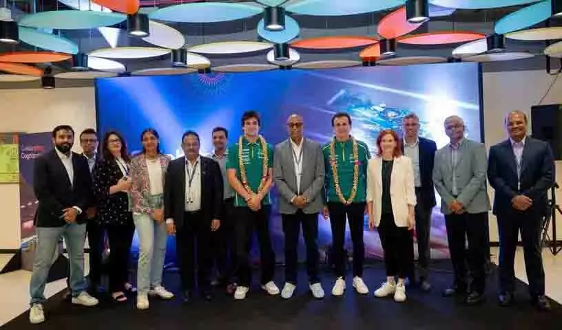 कॉग्निजेंट ने Hyderabad परिसर में एस्टन मार्टिन एफ1 टीम लांस स्ट्रोल की मेजबानी की कॉग्निजेंट ने Hyderabad परिसर में एस्टन मार्टिन एफ1 टीम लांस स्ट्रोल की मेजबानी की