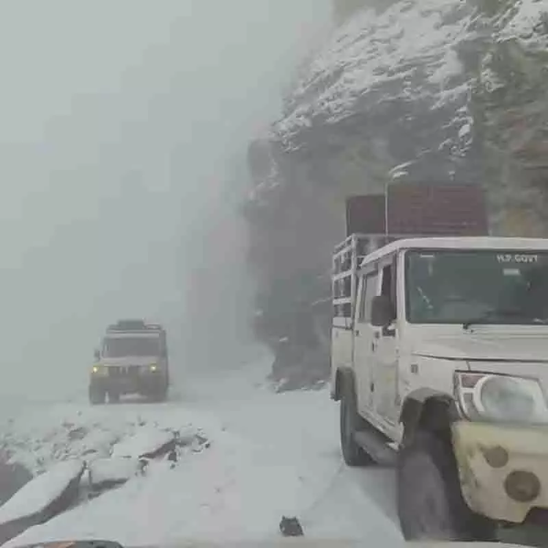 सफेद अक्टूबर, पांगी में बर्फबारी, Chamba में बारिश से ठिठुरन सफेद अक्टूबर, पांगी में बर्फबारी, Chamba में बारिश से ठिठुरन
