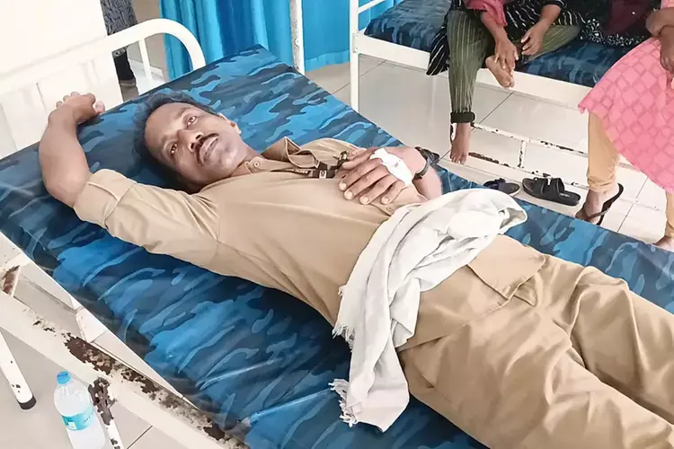 मंत्री की फटकार के बाद कोट्टायम में बस चलाते समय KSRTC ड्राइवर की मौत मंत्री की फटकार के बाद कोट्टायम में बस चलाते समय KSRTC ड्राइवर की मौत