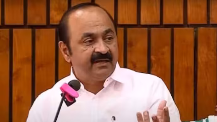 VD Satheesan ने सबरीमाला सोना चोरी पर आरोप लगाए VD Satheesan ने सबरीमाला सोना चोरी पर आरोप लगाए