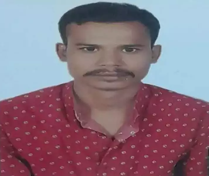 युवक ने फांसी लगाकर की खुदकुशी, पत्नी के मायके जाने से था परेशान युवक ने फांसी लगाकर की खुदकुशी, पत्नी के मायके जाने से था परेशान