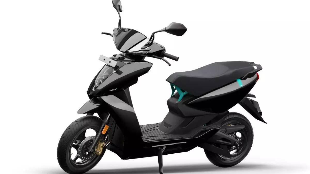 Ather की बड़ी कामयाबी, 5 लाख से ज्यादा इलेक्ट्रिक स्कूटर्स की मैन्युफैक्चरिंग Ather की बड़ी कामयाबी, 5 लाख से ज्यादा इलेक्ट्रिक स्कूटर्स की मैन्युफैक्चरिंग
