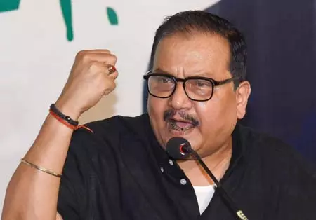 मनोज झा ने चुनाव आयोग पर उठाए सवाल, बिहार में महागठबंधन की जीत का दावा मनोज झा ने चुनाव आयोग पर उठाए सवाल, बिहार में महागठबंधन की जीत का दावा
