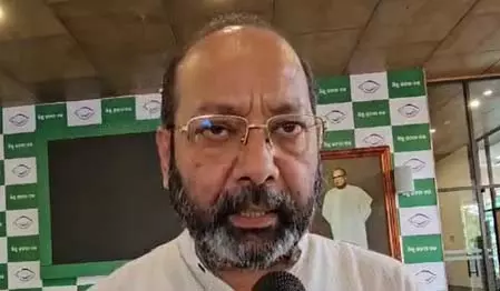 बीजद ने बरहामपुर हत्याकांड और बिगड़ती कानून-व्यवस्था को लेकर ओडिशा सरकार पर साधा निशाना बीजद ने बरहामपुर हत्याकांड और बिगड़ती कानून-व्यवस्था को लेकर ओडिशा सरकार पर साधा निशाना