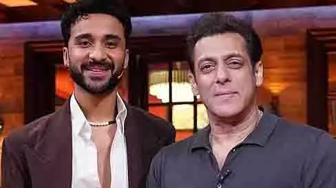 Raghav Juyal: सलमान खान के साथ पनवेल फार्महाउस की मजेदार यादें साझा कीं Raghav Juyal: सलमान खान के साथ पनवेल फार्महाउस की मजेदार यादें साझा कीं