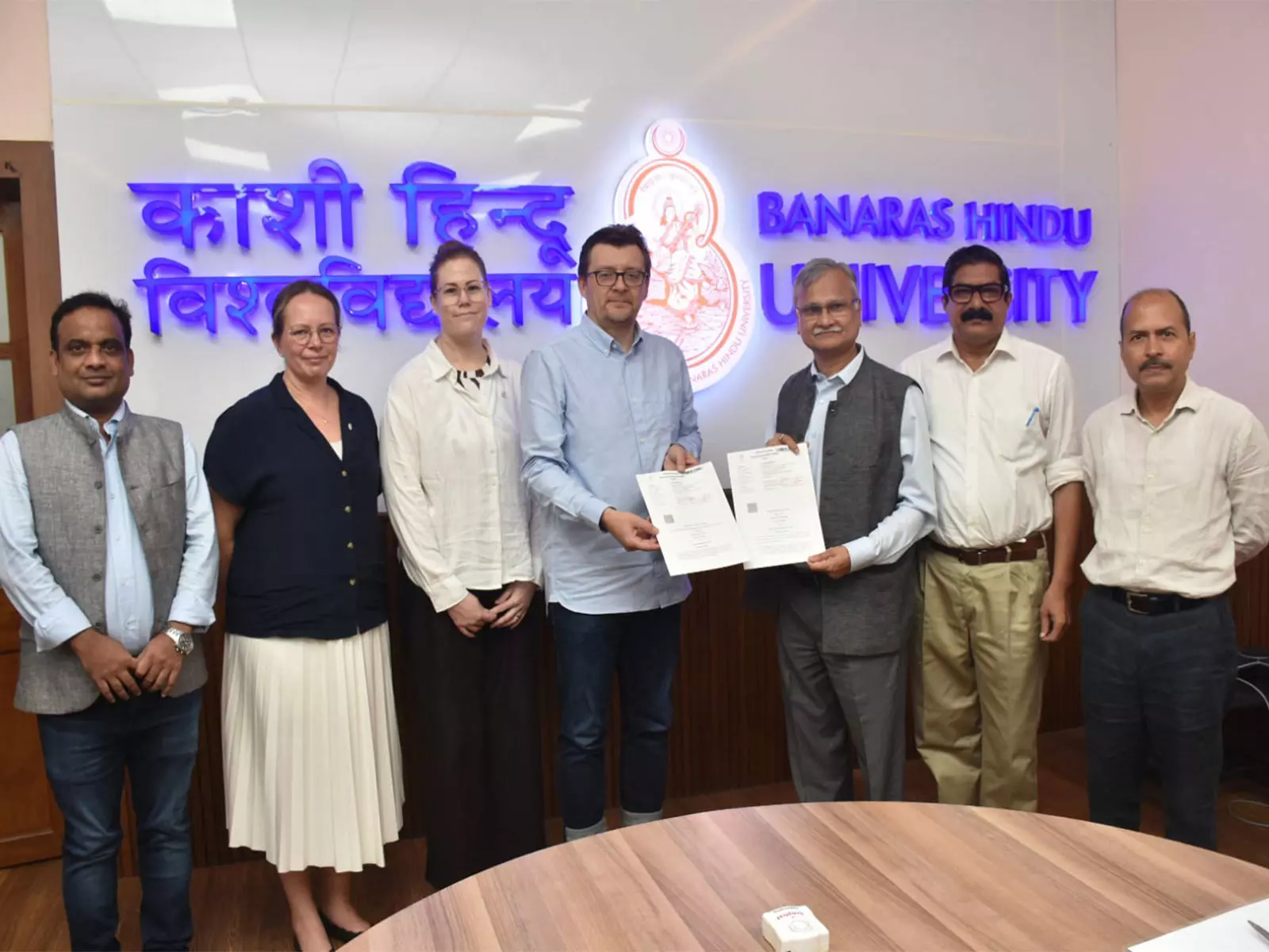 BHU और कार्लस्टेड यूनिवर्सिटी ने किया एमओयू नवीनीकृत BHU और कार्लस्टेड यूनिवर्सिटी ने किया एमओयू नवीनीकृत