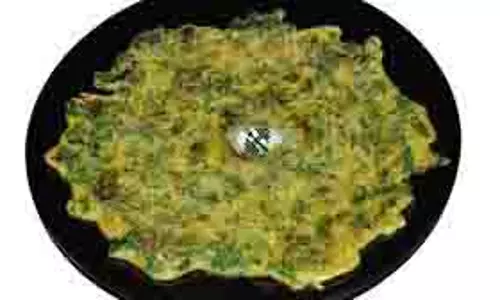 Palak Chilla Recipe: आसानी से बनाएं पालक चीला