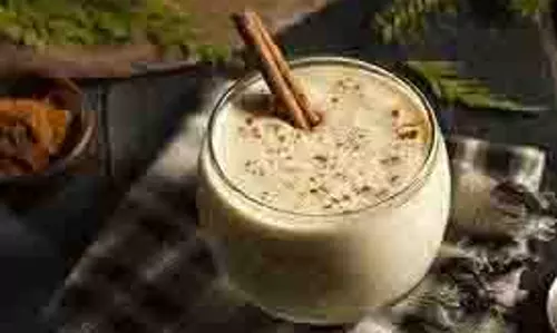 Cinnamon Milk Benefits: दूध में दालचीनी मिलाकर पीने से शरीर को मिलेंगे कई फायदे