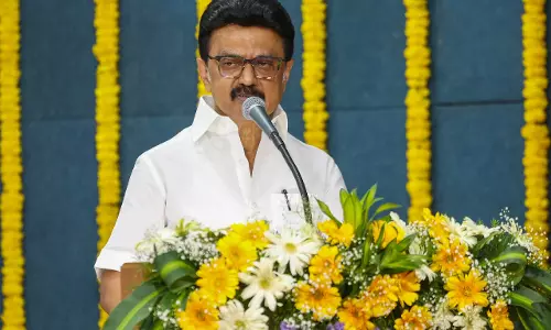 TN के सार्वजनिक क्षेत्र कर्मियों के लिए बोनस पैकेज का ऐलान, सीएम स्टालिन ने दी मंजूरी TN के सार्वजनिक क्षेत्र कर्मियों के लिए बोनस पैकेज का ऐलान, सीएम स्टालिन ने दी मंजूरी