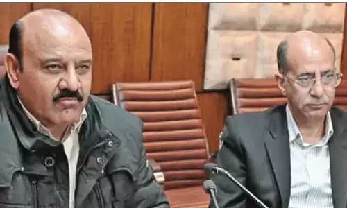 उपमुख्यमंत्री ने स्वास्थ्य विभाग के विलय के बाद प्रदर्शन की समीक्षा की