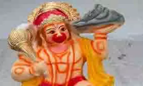 Hanuman Aarti: मंगलवार के दिन जरूर करें यह हनुमान जी की आरती, हर संकट होगा दूर
