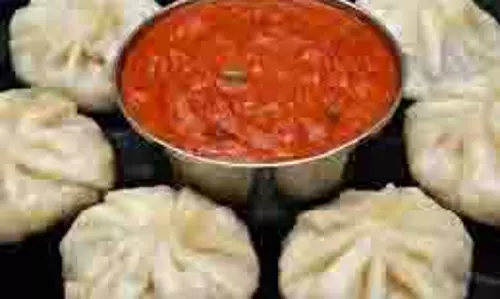 Momos :घर पर इन तरीकों से तैयार करें टेस्टी मोमोज Momos :घर पर इन तरीकों से तैयार करें टेस्टी मोमोज