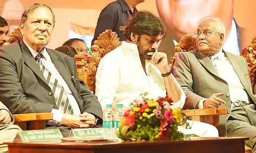 कृष्णा नदी जल बंटवारे को लेकर आंध्र के मुख्यमंत्री चंद्रबाबू नायडू से चर्चा: Pawan Kalyan कृष्णा नदी जल बंटवारे को लेकर आंध्र के मुख्यमंत्री चंद्रबाबू नायडू से चर्चा: Pawan Kalyan