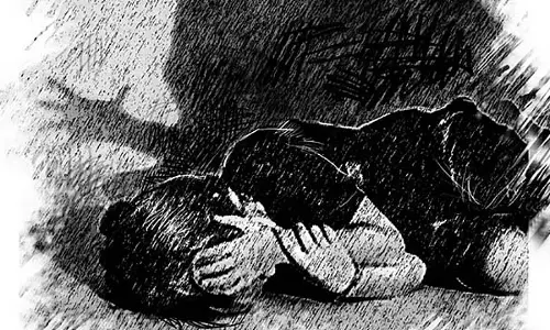 बच्ची का जन्म: पति का उत्पीड़न सहन न कर पाने पर महिला ने की आत्महत्या
