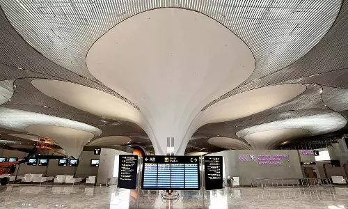 Navi Mumbai : अंतर्राष्ट्रीय हवाई अड्डे को सुरंग के माध्यम से मुंबई से जोड़ा जाएगा Navi Mumbai : अंतर्राष्ट्रीय हवाई अड्डे को सुरंग के माध्यम से मुंबई से जोड़ा जाएगा