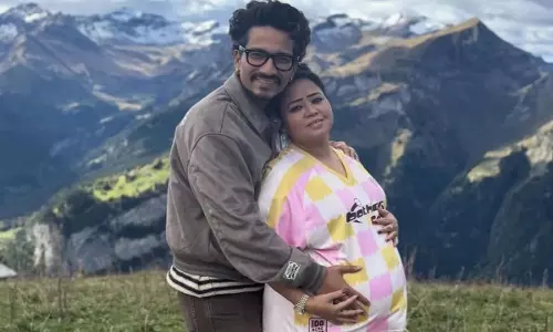 Bharti Singh ने प्रेग्नेंसी की घोषणा में दिखाया अपना बेबी बंप