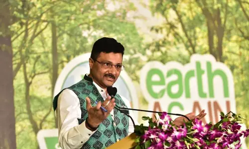Earth Again सम्मेलन: अरबिंद पाधी ने किसानों को जलवायु-अनुकूल पद्धतियाँ अपनाने की सलाह दी Earth Again सम्मेलन: अरबिंद पाधी ने किसानों को जलवायु-अनुकूल पद्धतियाँ अपनाने की सलाह दी