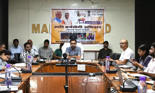 महासमुंद कलेक्टर ने ली साप्ताहिक समय सीमा की बैठक महासमुंद कलेक्टर ने ली साप्ताहिक समय सीमा की बैठक