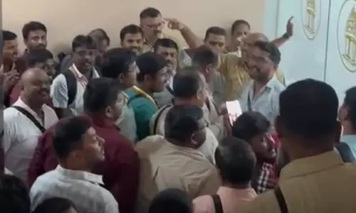 दूरस्थ वार्डों में आवंटन: सर्वेक्षकों ने GBA के खिलाफ विरोध प्रदर्शन किया दूरस्थ वार्डों में आवंटन: सर्वेक्षकों ने GBA के खिलाफ विरोध प्रदर्शन किया
