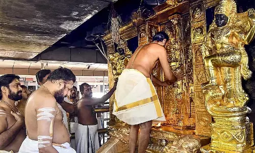 मेरे कार्यकाल के दौरान मरम्मत के लिए सोने की परत चढ़ी क्लैडिंग नहीं हटाई गई: TDB के पूर्व अध्यक्ष मेरे कार्यकाल के दौरान मरम्मत के लिए सोने की परत चढ़ी क्लैडिंग नहीं हटाई गई: TDB के पूर्व अध्यक्ष