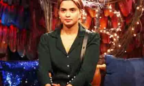 BB 19: नीलम गिरी ने फरहाना भट्ट से कहा, मैं तेरी नौकर नहीं हूं BB 19: नीलम गिरी ने फरहाना भट्ट से कहा, मैं तेरी नौकर नहीं हूं