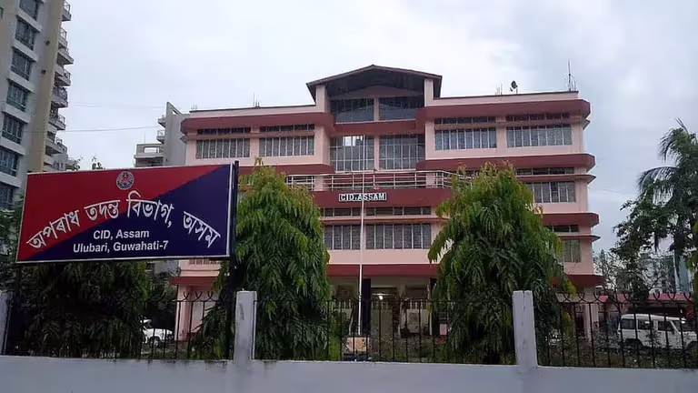 Assam : ज़ुबीन की मौत के मामले में सिंगापुर के 7 अन्य लोगों ने अभी तक जवाब नहीं दिया है Assam : ज़ुबीन की मौत के मामले में सिंगापुर के 7 अन्य लोगों ने अभी तक जवाब नहीं दिया है