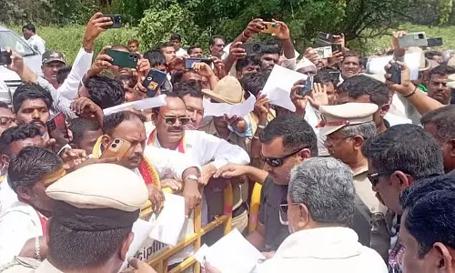 बलदोटा कारखाना विस्तार का विरोध: CM को सौंपी गई याचिका बलदोटा कारखाना विस्तार का विरोध: CM को सौंपी गई याचिका