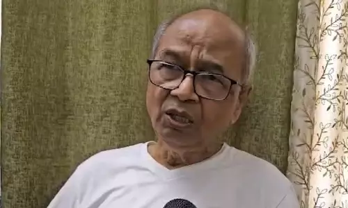 भगवान ने ही मुझे ऐसा करने पर मजबूर किया: CJI गवई पर जूता फेंकने वाले वकील भगवान ने ही मुझे ऐसा करने पर मजबूर किया: CJI गवई पर जूता फेंकने वाले वकील