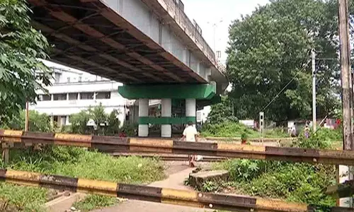 Odisha: रेलवे ट्रैक के पास युवती से बलात्कार, दो आरोपी हिरासत में