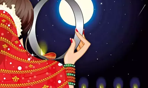 राशि अनुसार Karwa Chauth पर करें विशेष दान, मिलेगा अखंड सौभाग्य का वरदान राशि अनुसार Karwa Chauth पर करें विशेष दान, मिलेगा अखंड सौभाग्य का वरदान